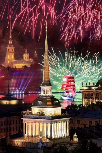 310 лет – С днем рождения, Петербург!