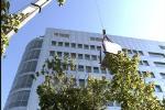Cпециалисты Группы MODUL осуществили подъем холодильных машин для монтажа вентиляционного оборудования административного здания Даймлер Крайслер "Мерседес-Бенц Плаза".